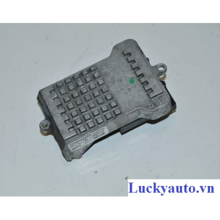 IC quạt giàn lạnh xe Mercedes W203 C220 _ A2038210251